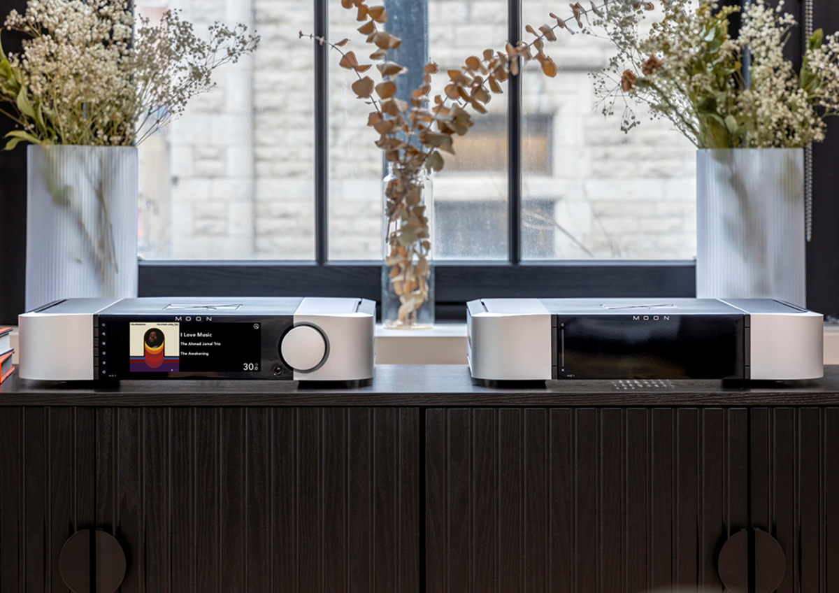 New Moon Products Announced! 491 Network Player/Preamp + 461 Power Amplifier