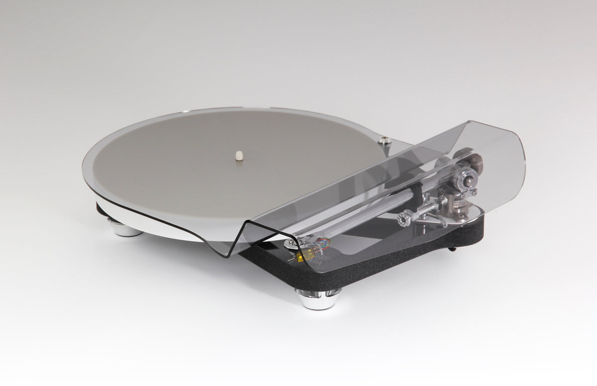 Rega Naia Ref Turntable