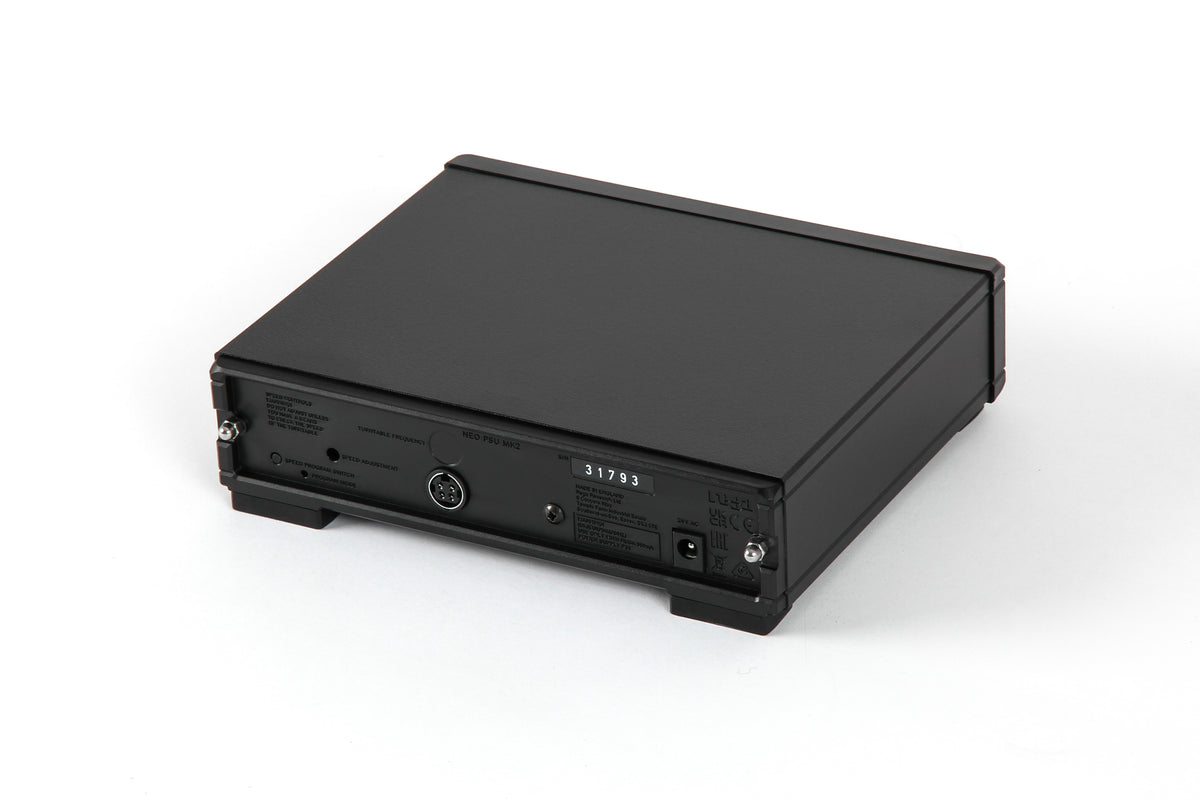 Rega Planar 6 Turntable